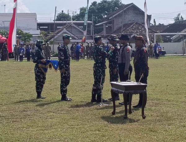 Kasdam V / Brawijaya Brigjen TNI Zainul Bahar Pimpin Upacara Penutupan TMMD Ke-128 Kodim 0820/Probolinggo